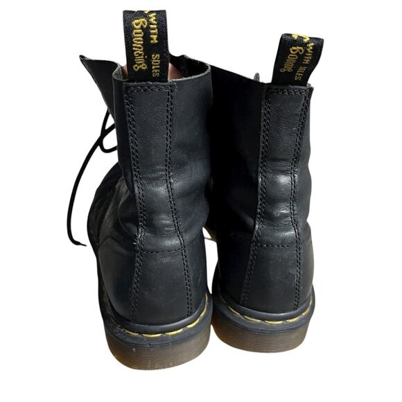 Doc Dr. Martens Black Boots Classic Women’s Size 8 Air Wair Punk Grunge Goth Emo - Picture 3 of 9